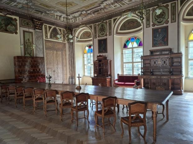 Premonštrátsky kláštor s historickou knižnicou v Jasove 14