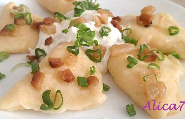 Zemiakové bryndzové pirohy, Hlavné jedlá, recept, Alica7