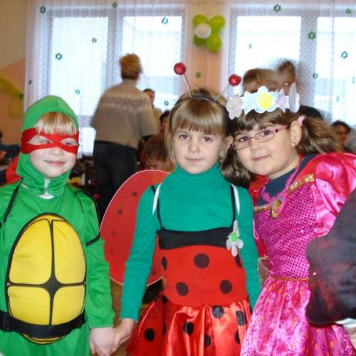A je po karnevale