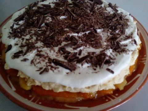 Obrátený ovocný koláč s tvarohovou plnkou - recept postup 3