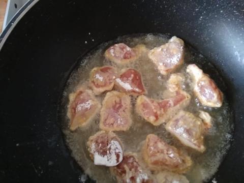 Morčacie prsia s ananásom a mandľami - recept postup 4