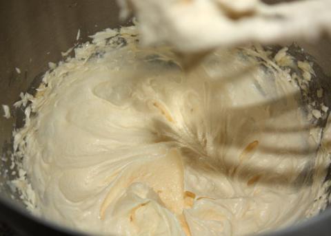 Broskyňový koláč - recept postup 1