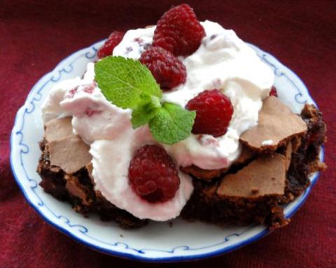 Nadýchané malinové brownies - recept postup 1