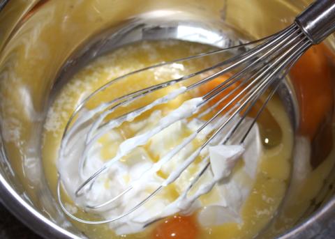 Čokoládové muffiny s višňami - recept postup 3
