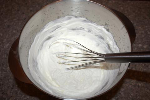 Čokoládovo - čerešňová tortička s tvarohom - recept postup 8