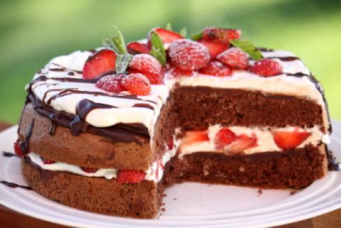 Čokoládovo jahodová torta - recept postup 11