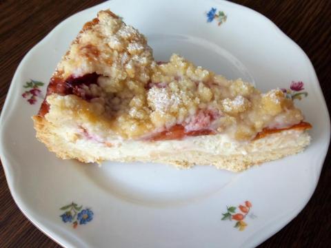Linecký tvarohový koláčik so slivkami - recept postup 1