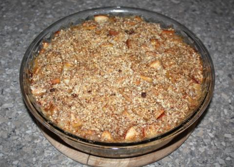 Sypaný jablkový koláč s tvarohom - recept postup 9