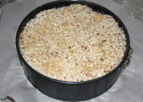 Jablkový koláč s orechami - recept postup 9