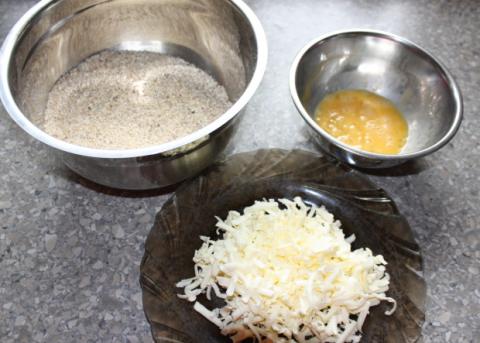 Jahodový koláč s orechami - recept postup 3