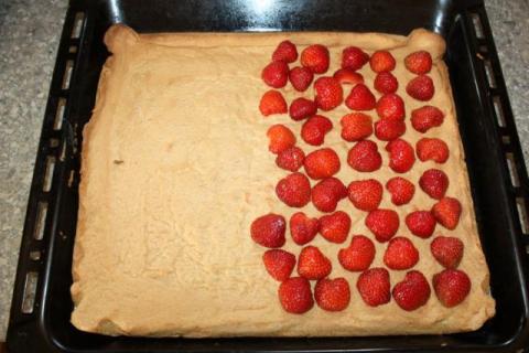 Jahodový zákusok - recept postup 3