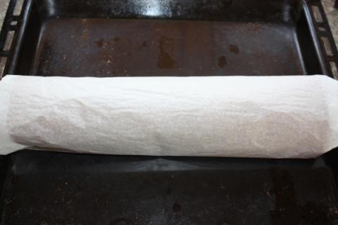 Karobová roláda so smotanovým krémom - recept postup 3