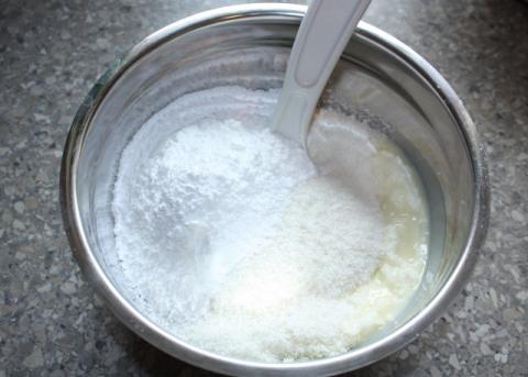 Kokosové rezy nepečené - recept postup 1