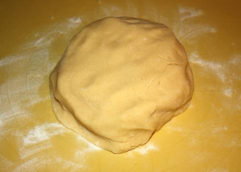 Krehké plnené kolieska - recept postup 3