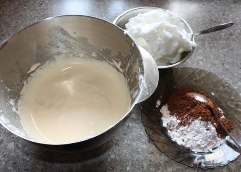 Čokoládovo kokosový zákusok - recept postup 1