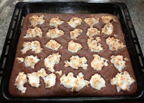 Čokoládovo kokosový zákusok - recept postup 6