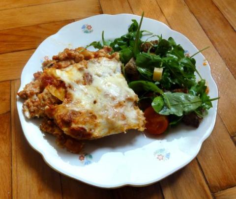 Lasagne s rukolovým šalátom - recept postup 2