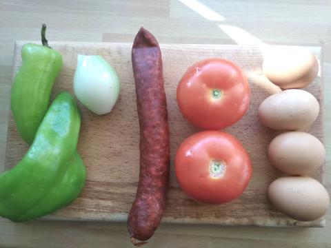 Lečo s klobásou - recept postup 1
