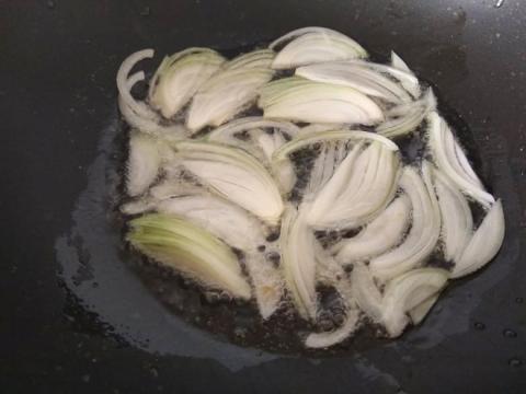 Lečo s klobásou - recept postup 2