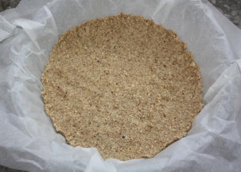 Marhuľový koláč bez múky a cukru - recept postup 5