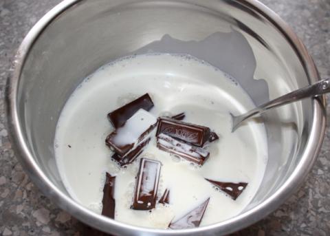 Nepečený čokoládový koláč - recept postup 1