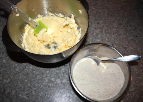 Orechové kolieska - recept postup 1