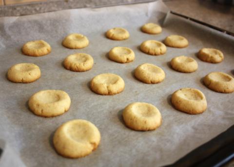 Orechové kolieska - recept postup 10