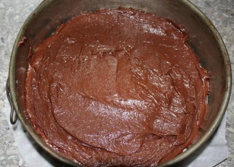 Čokoládová torta so snehom a broskyňami - recept postup 5