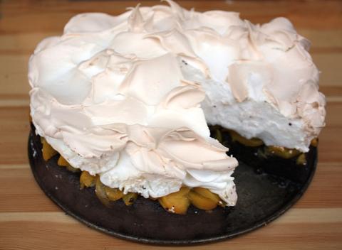Čokoládová torta so snehom a broskyňami - recept postup 11
