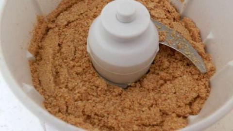 Fazuľové struky so sezamom a kurkumou. - recept postup 3