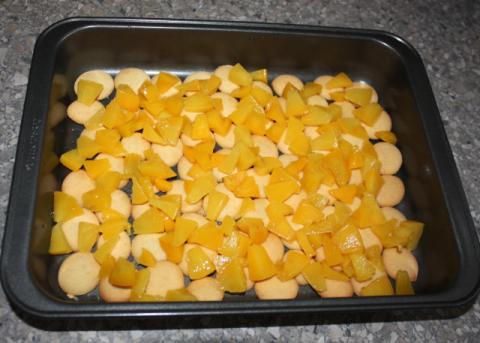 Nepečený zákusok s broskyňami - recept postup 2