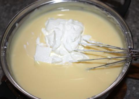 Nepečený zákusok s broskyňami - recept postup 4