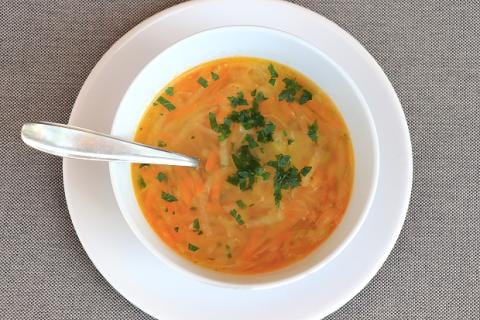 Zeleninová polievka s cukinou - recept postup 6
