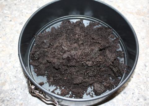 Smotanovo - jahodová torta s čokoládou - recept postup 2