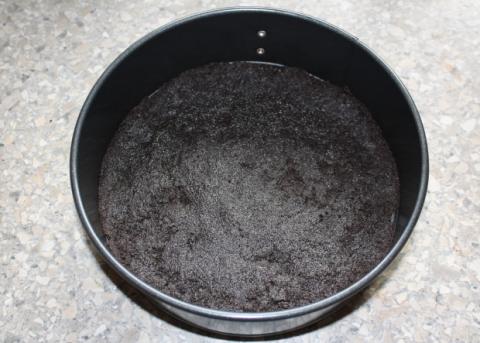 Smotanovo - jahodová torta s čokoládou - recept postup 3