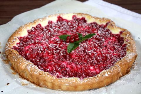 Ríbezľový koláč s tvarohom - recept postup 9
