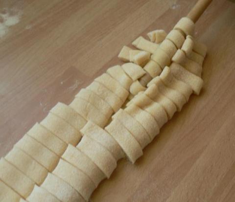 Losos s domácimi rezancami - recept postup 7