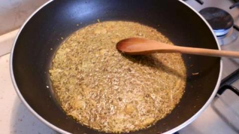 Cuketové karí s lososom - recept postup 1
