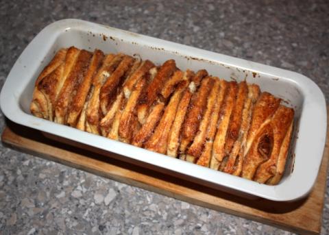 Škoricový trhanec - recept postup 11