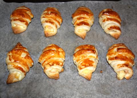 Rožky so syrom a šunkou - recept postup 5
