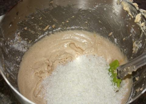 Slivkový koláč s kokosom - recept postup 1