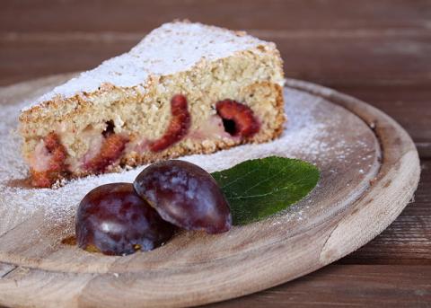 Slivkový koláč s kokosom - recept postup 9