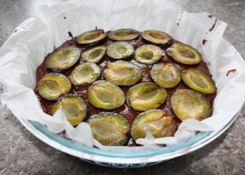 Slivkový koláč opäť inak - recept postup 5