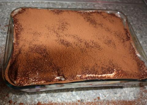Tiramisu s višňami - recept postup 10