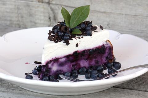 Božská čučoriedkovo tvarohová torta - recept postup 8