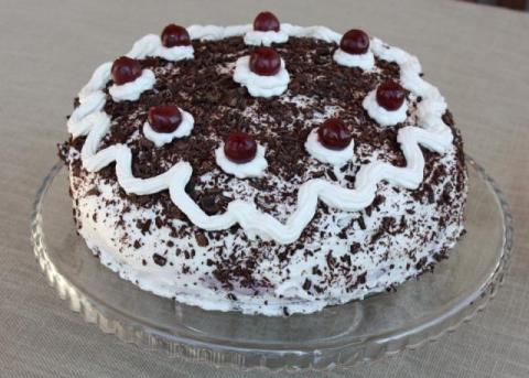 Schwarzwaldská čerešnová torta - recept postup 1