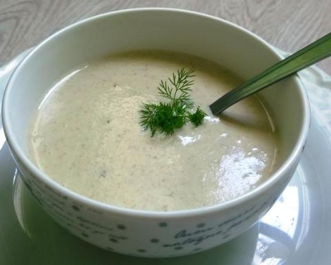 Krémová šampiňónová polievka. - recept postup 1