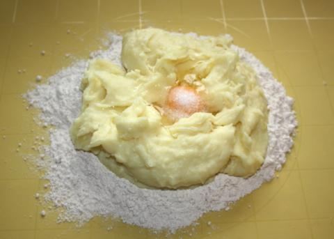 Zemiakové pirohy - recept postup 2