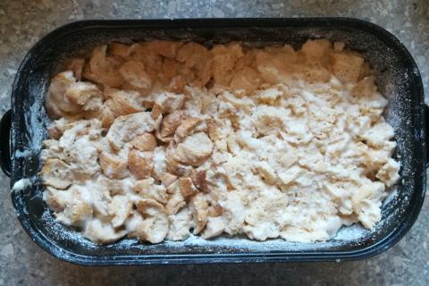 Žemľovka so slivkami a tvarohom - recept postup 4