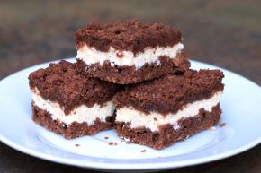 Strúhaný tvarohový koláč mojej mamy, recept, Eva C